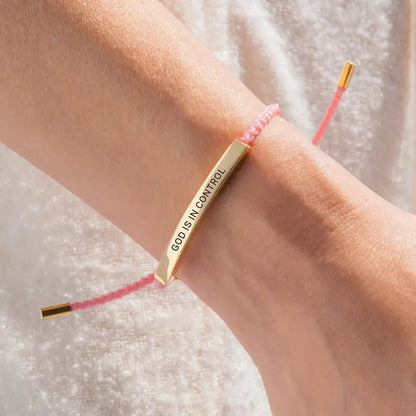 FaithAura – Inspire-Armband „Gott hat die Kontrolle“