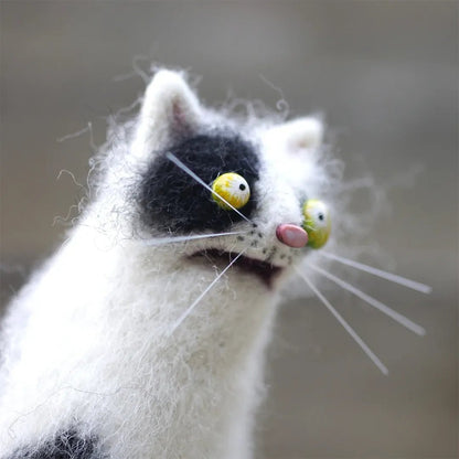 CurioCat - Figura de lana suave