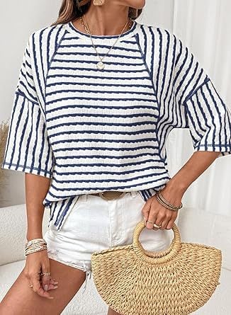 EasyStripe – Gestreiftes T-Shirt mit Rundhalsausschnitt in lockerer Passform