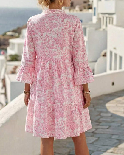 BloomLayer – Vestido floral de capas con cuello en V