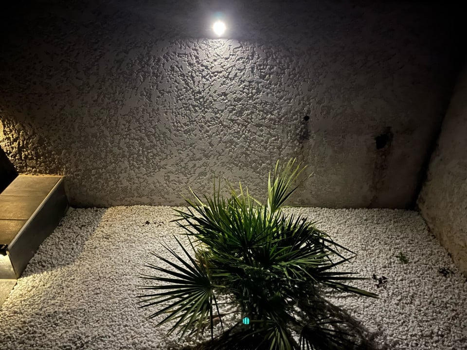 SunSense - Luces solares automáticas con sensor de movimiento para jardín