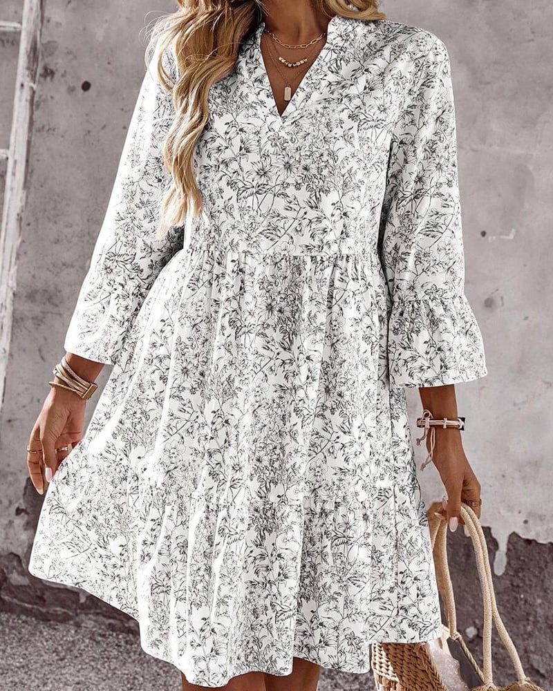 BloomLayer – Vestido floral de capas con cuello en V