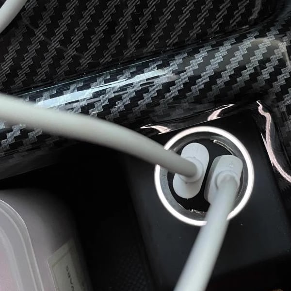 TrackWise – Auto-Ladegerät mit GPS-Ortung