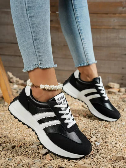 RetroFlex™ Sneaker – Retro-inspirierte Freizeitschuhe für jeden Tag