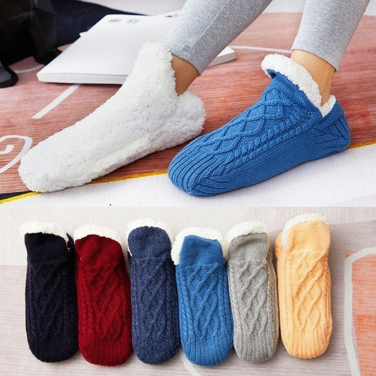 CloudWarm – Calcetines Antideslizantes de Interior
