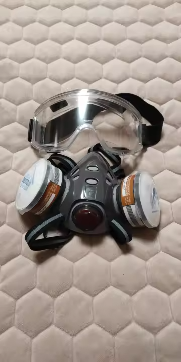 AirGuard – Gasmaske mit Aktivkohle-Doppelfilter