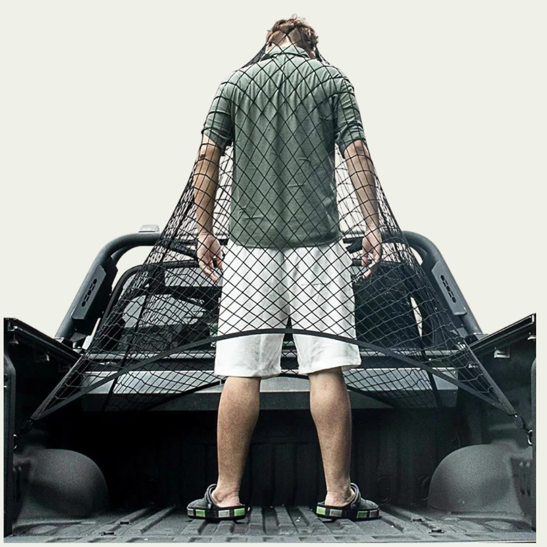 CarryMesh – Organizador Elástico de Carga para Camionetas