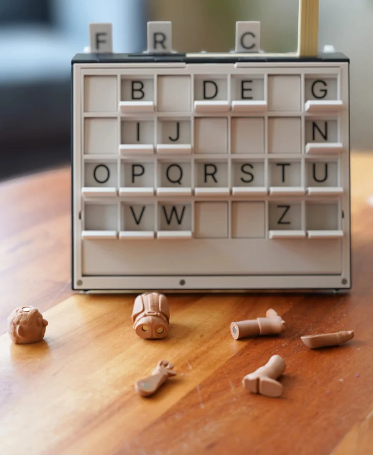 WordForge – Galgenmännchen Worträtsel-Spiel