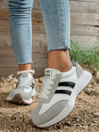 RetroFlex™ Sneaker – Retro-inspirierte Freizeitschuhe für jeden Tag