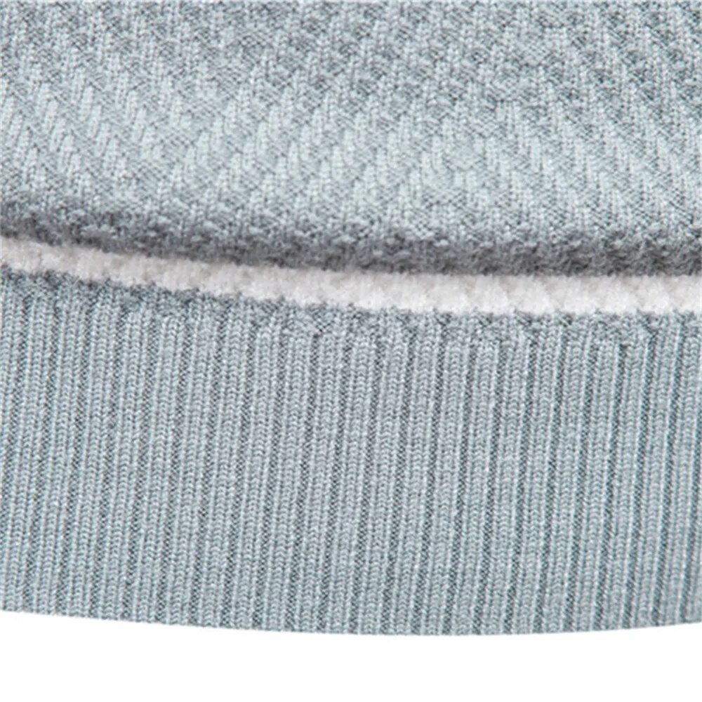 Zander Field Gestreifter Baumwollpullover mit Rundhalsausschnitt | ALEVITA