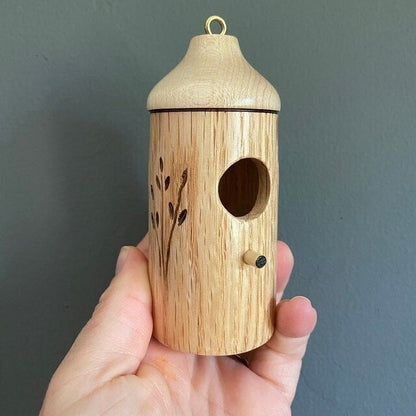 NatureSip – Comedero de colibríes de madera para amantes de la jardinería