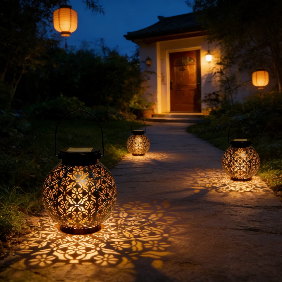 GlowBloom – Linterna Solar para Exterior