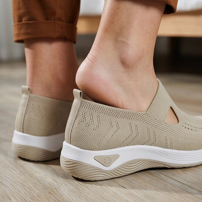 Pebble — Zapatillas sin cordones para caminar con suela curvada