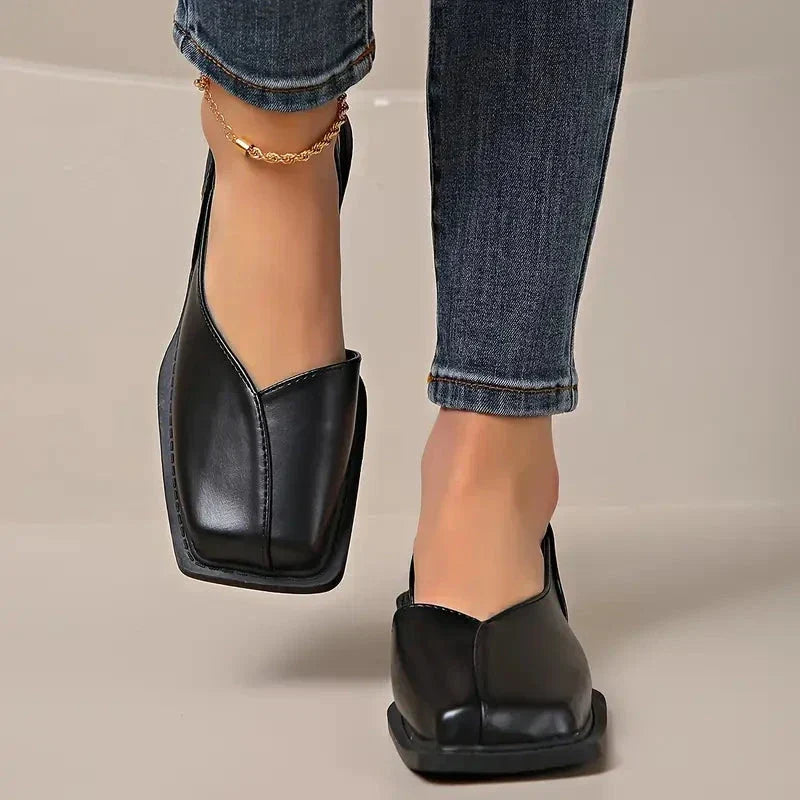 Sorelle™ – Donde la Elegancia Clásica Encuentra la Comodidad Diaria