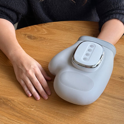 ThermaPalm – Beheiztes Kompressions-Handmassagegerät
