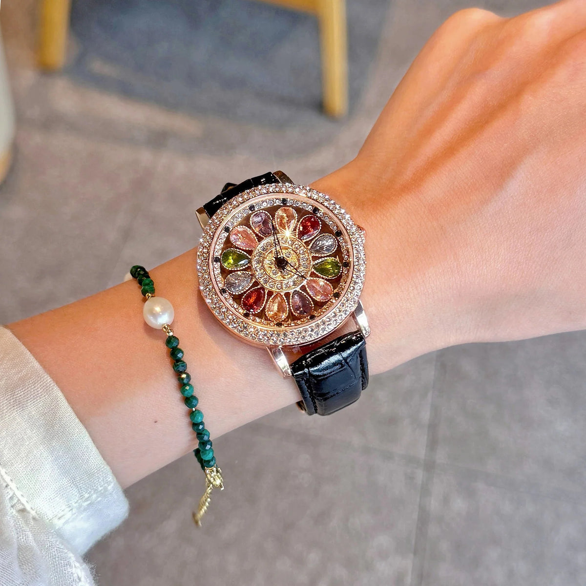 Blush Allure - Reloj de cuarzo Red Sunburst
