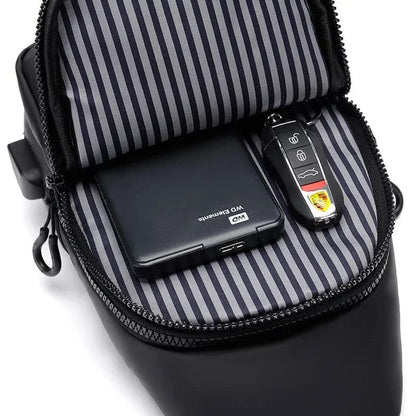 Wasserdichte Umhängetasche mit USB-Anschluss - SyncPack™