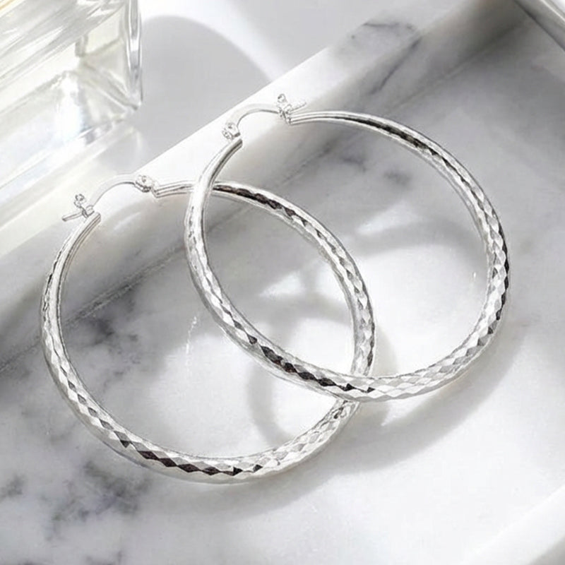 LumiLuxe – Pendientes de aro con corte brillante de diamante