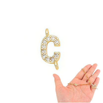 CrossWhisper – Elegante Collar de Fe
