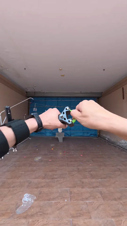 SwiftStrike – Lanzador de resortera con cargador automático