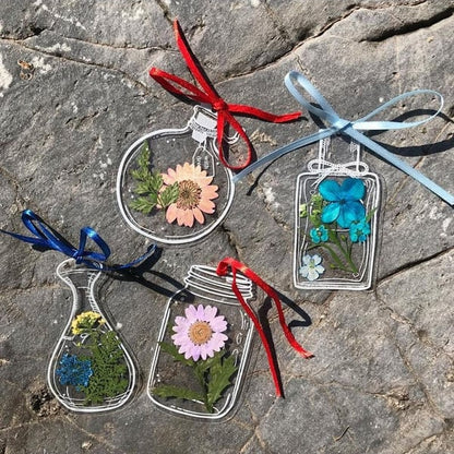 BloomLeaf – Marcapáginas transparentes con flores secas botánicas